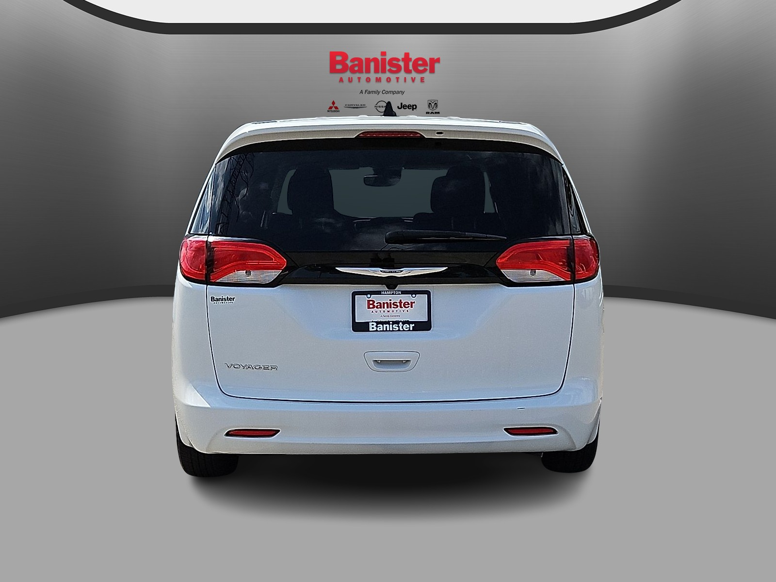 Used 2023 Chrysler Voyager Van