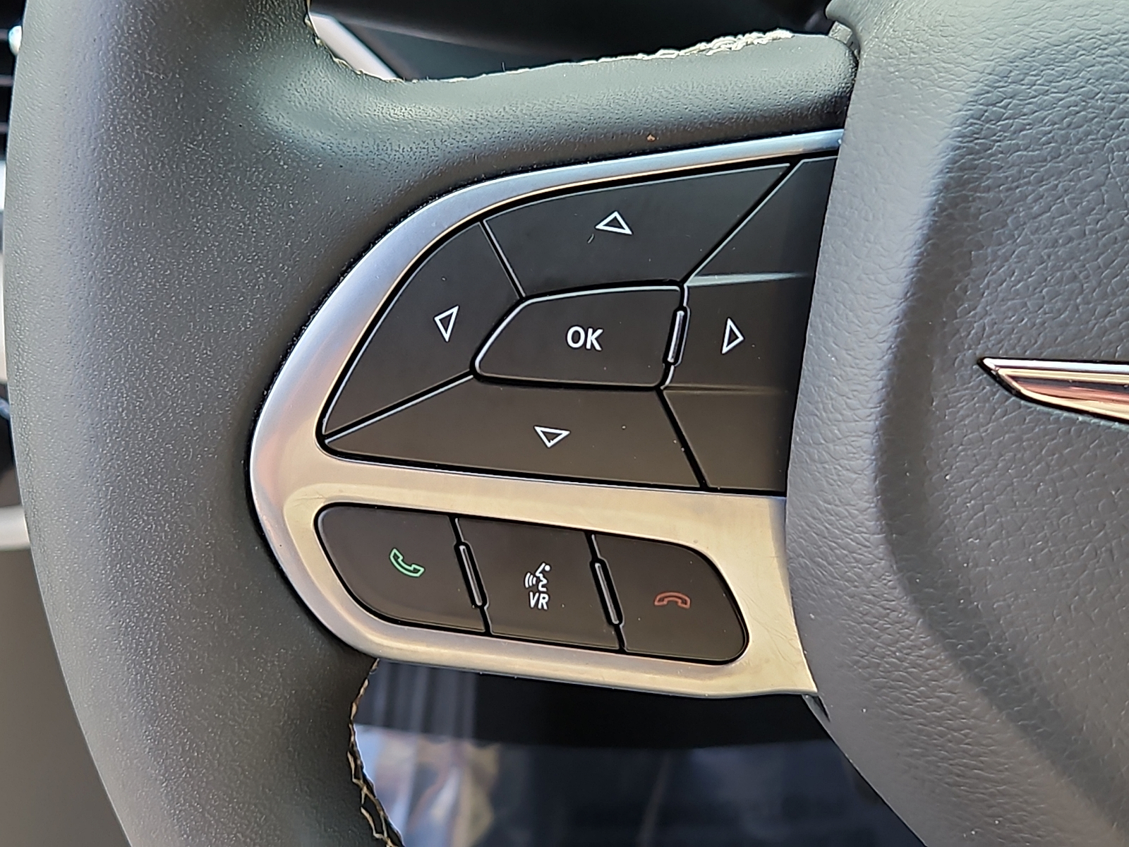 Used 2023 Chrysler Voyager Van