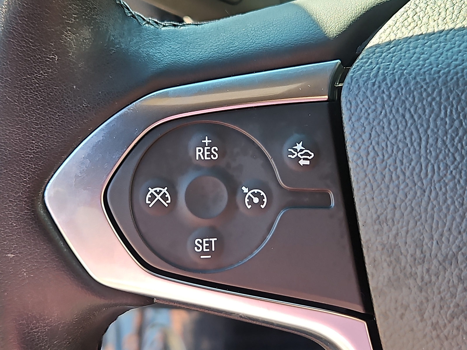 Used 2023 Chevrolet Traverse SUV