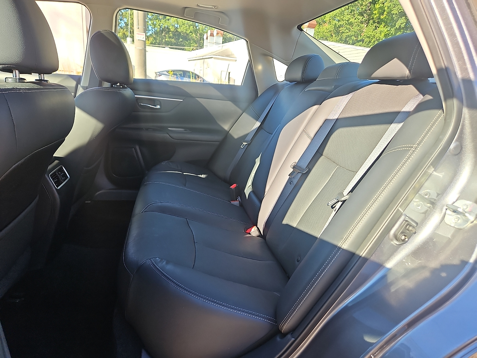 Used 2016 Nissan Altima Sedan