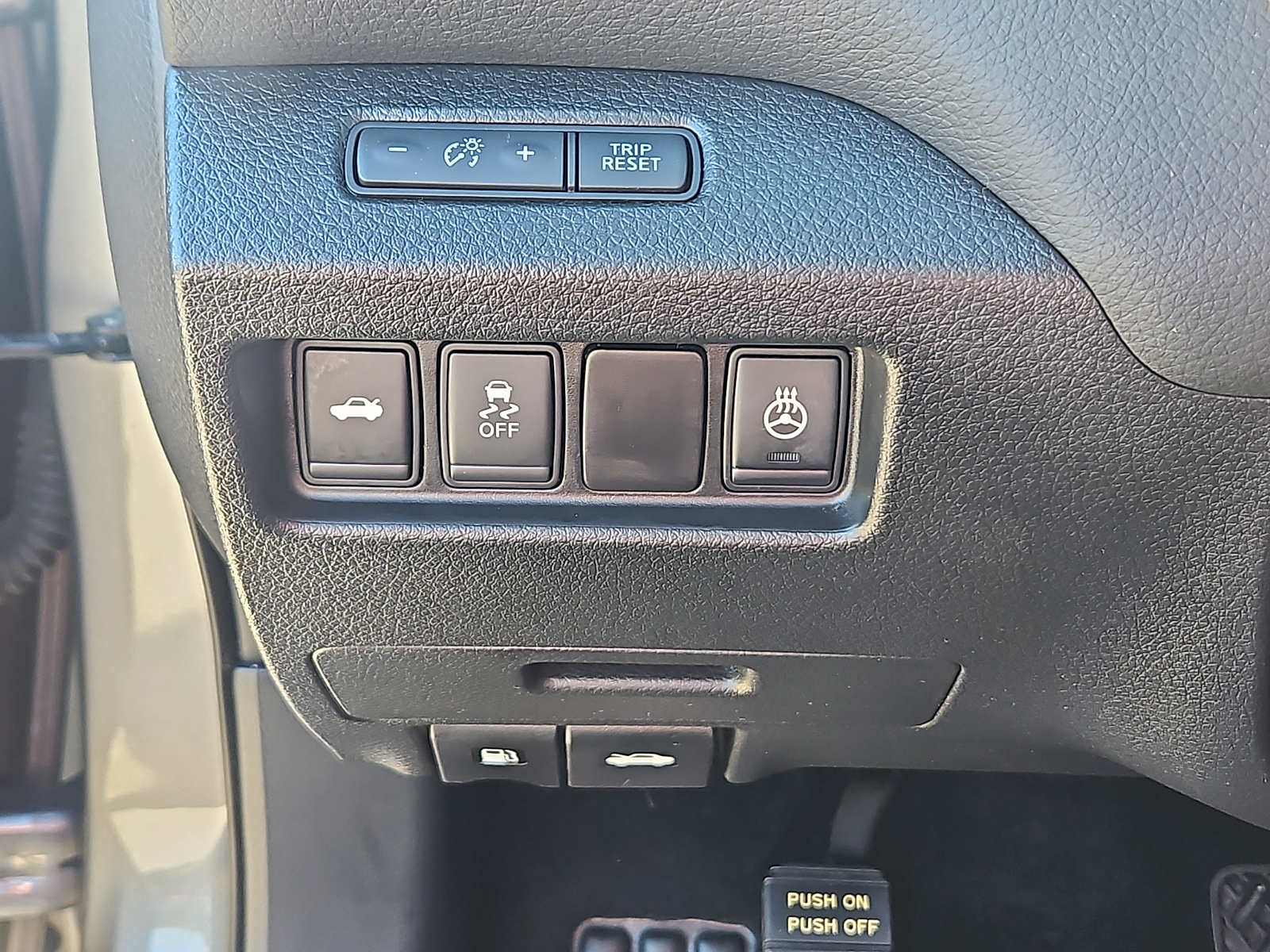 Used 2016 Nissan Altima Sedan