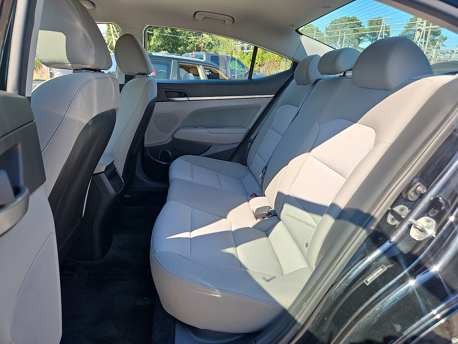 Used 2017 Hyundai Elantra Sedan