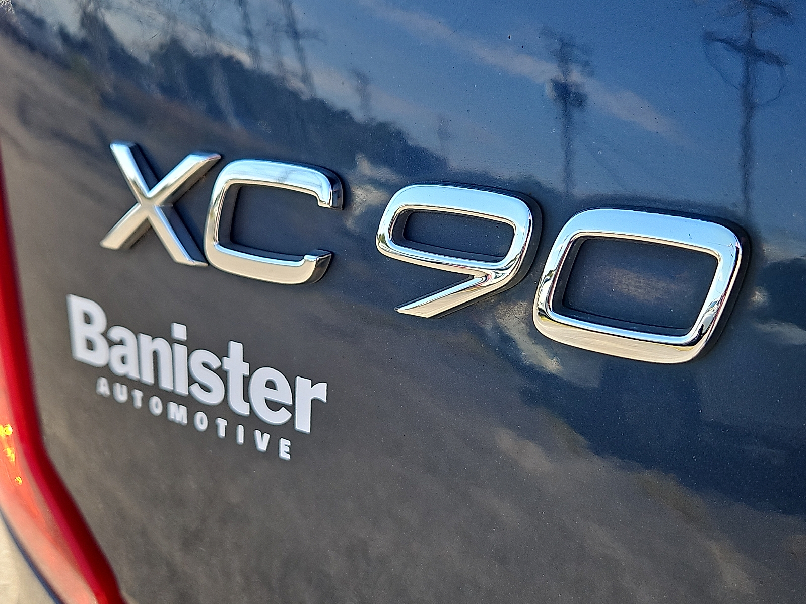 Used 2021 Volvo XC90 T6; 6-seat SUV