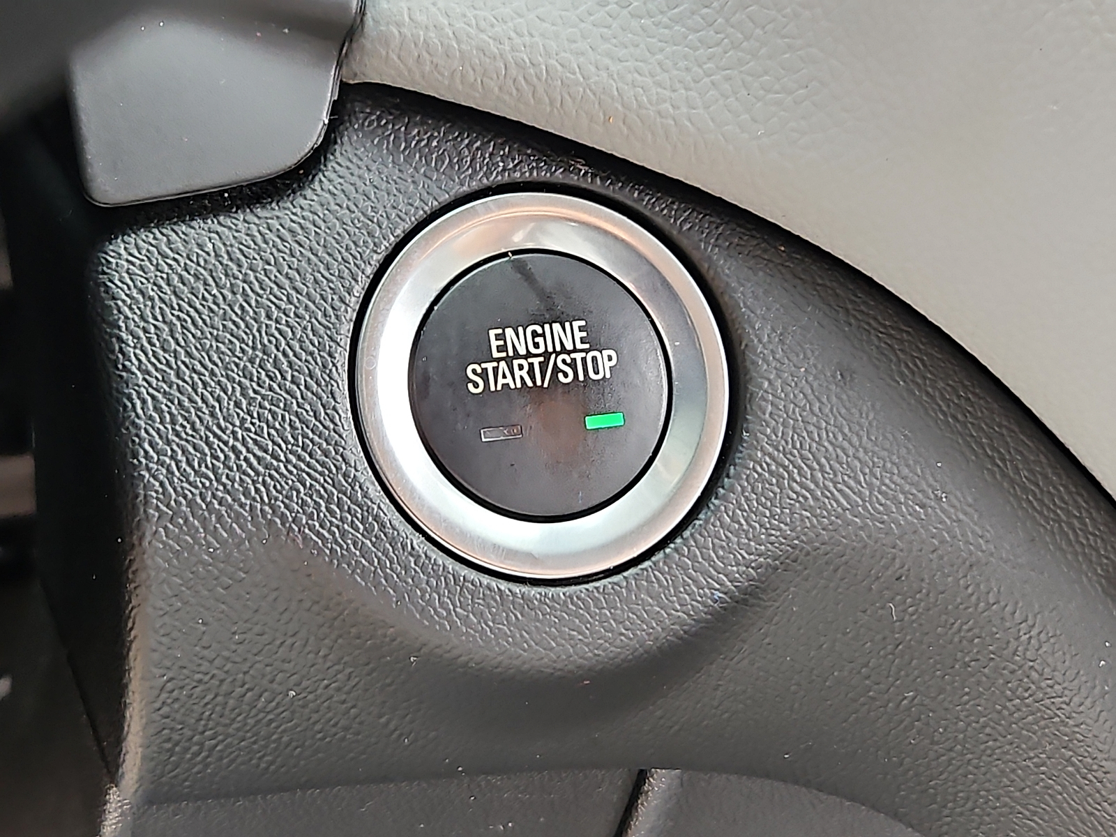 Used 2023 Chevrolet Equinox SUV