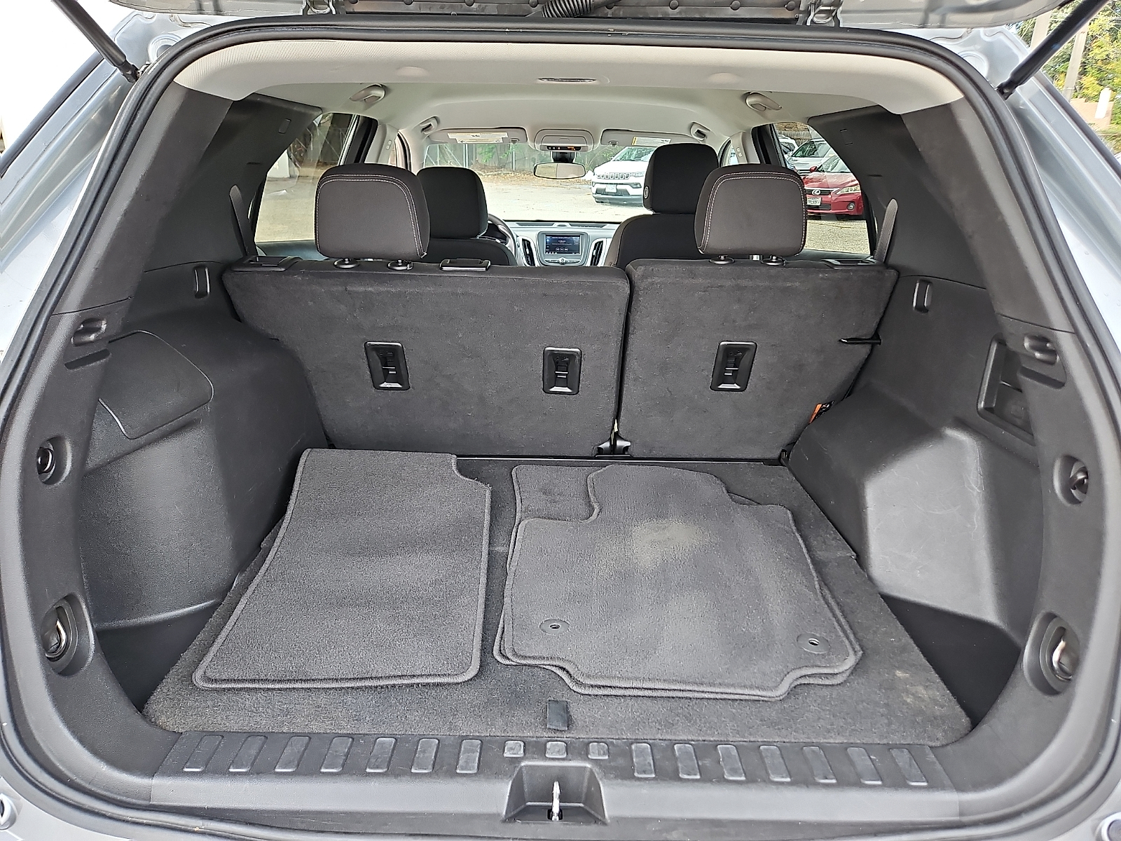 Used 2023 Chevrolet Equinox SUV