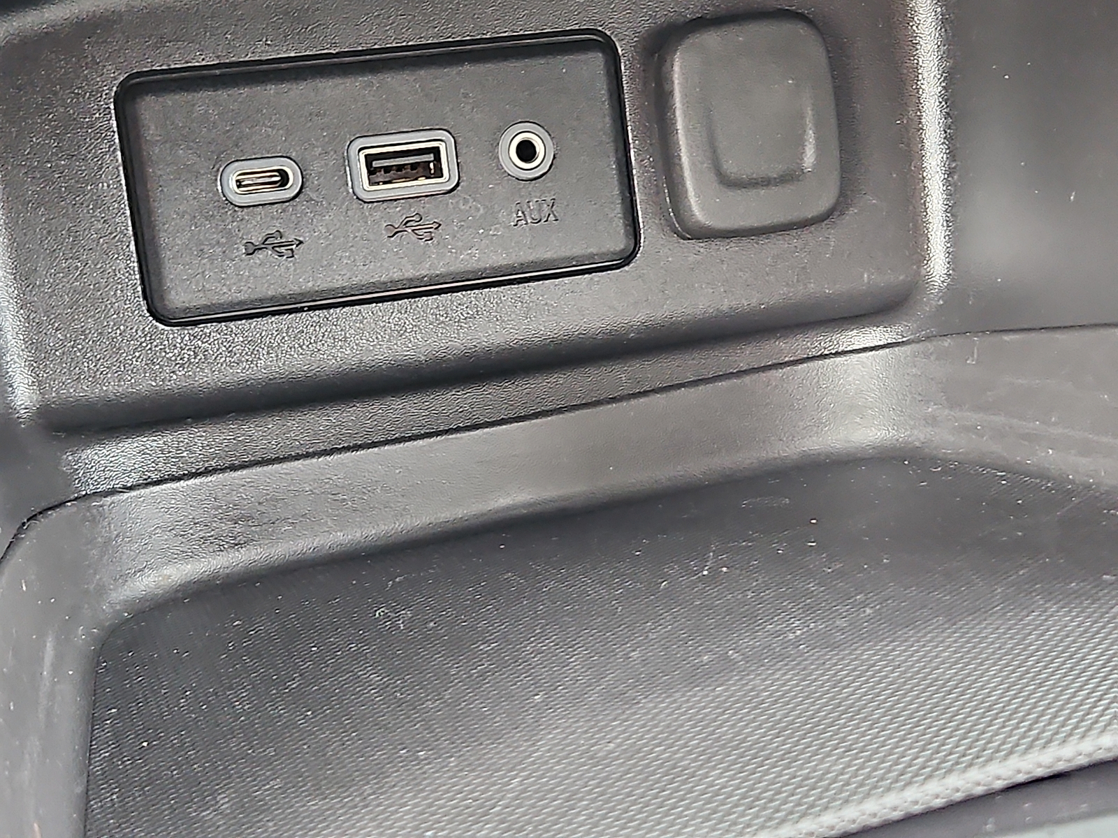 Used 2023 Chevrolet Equinox SUV