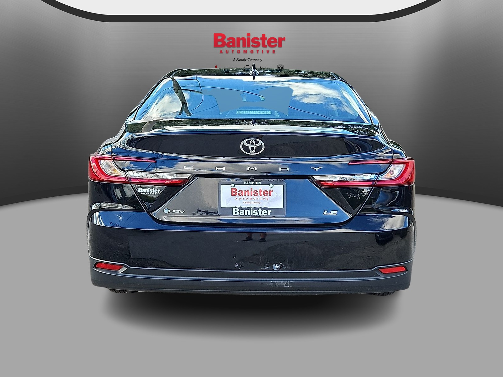 Used 2025 Toyota Camry Hybrid Sedan