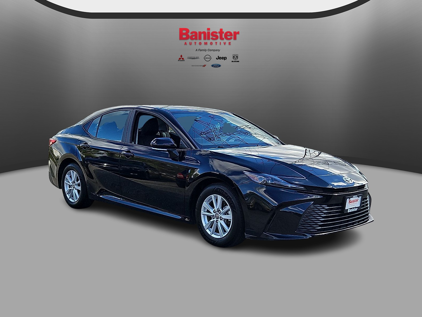 Used 2025 Toyota Camry Hybrid Sedan