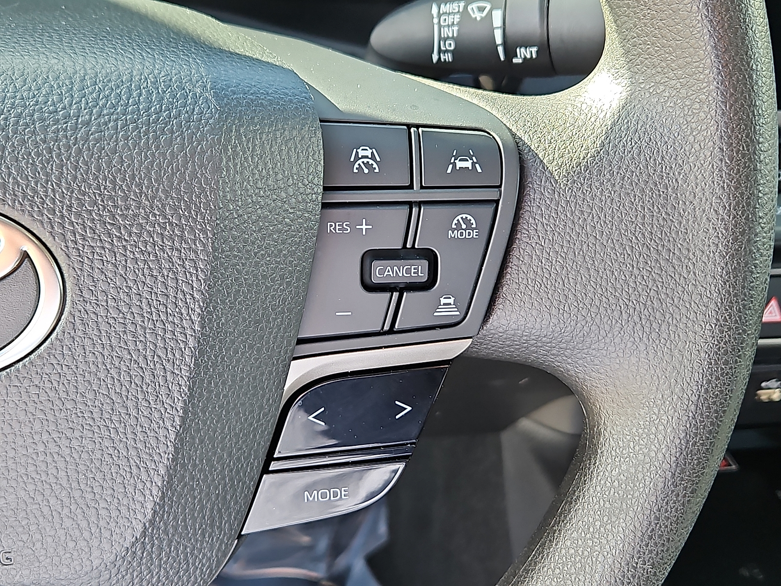 Used 2025 Toyota Camry Hybrid Sedan