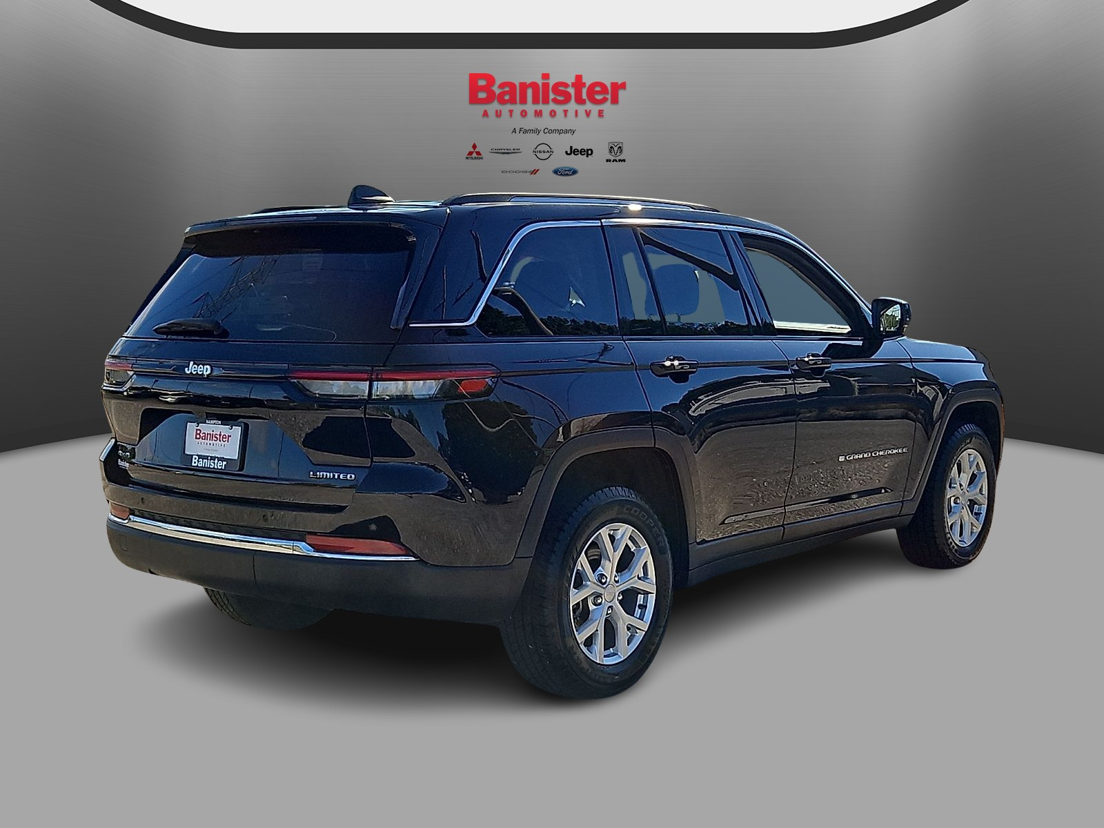 Used 2023 Jeep Grand Cherokee SUV