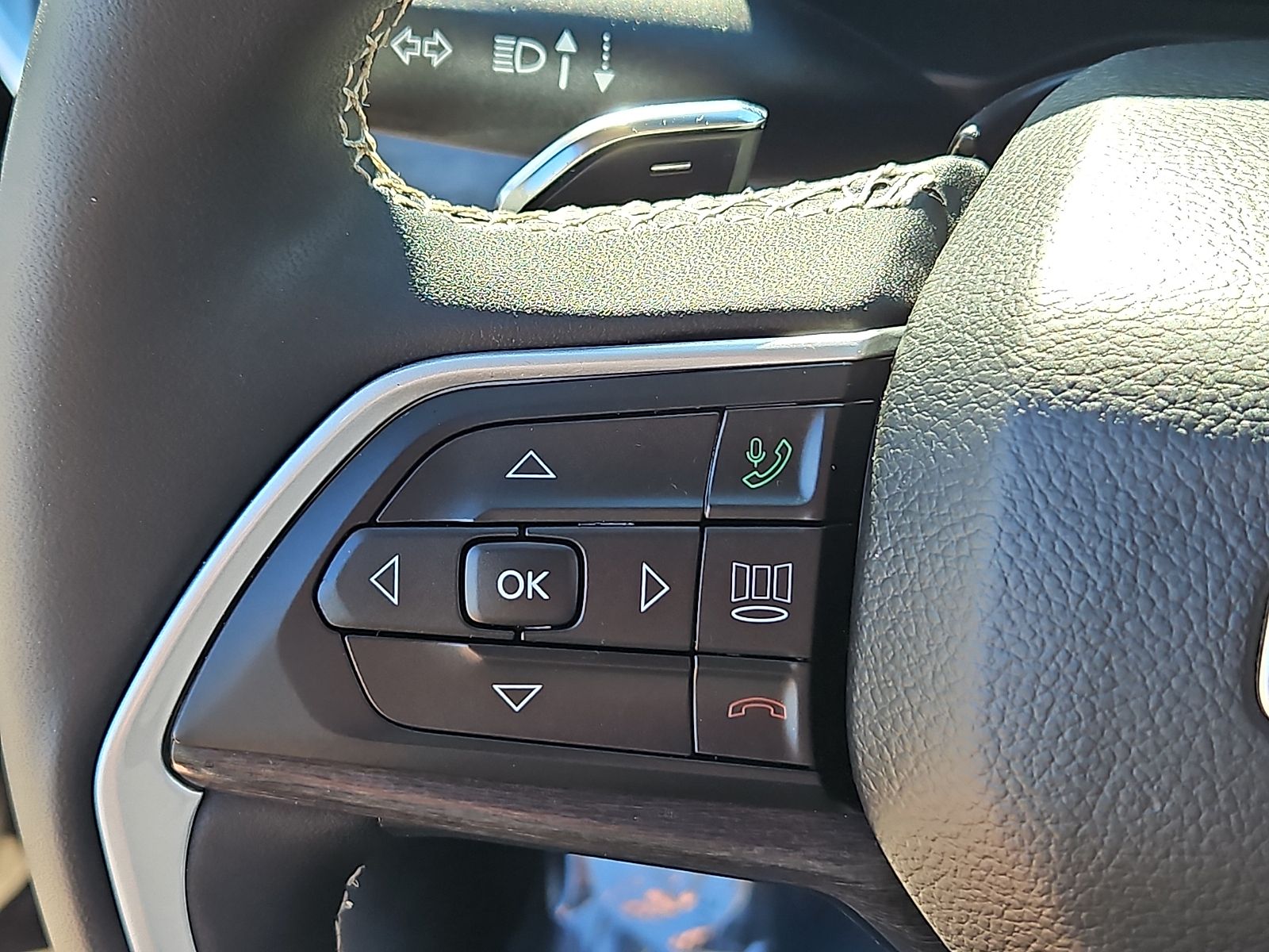 Used 2023 Jeep Grand Cherokee SUV