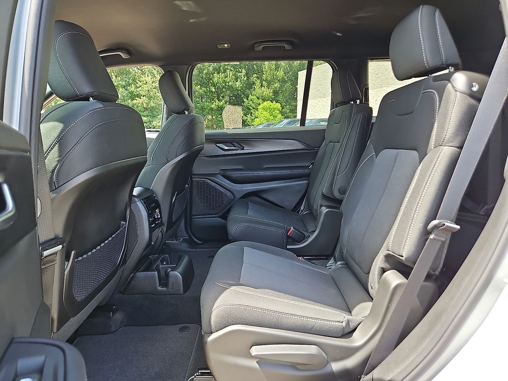 New 2026 Jeep Grand Cherokee L SUV