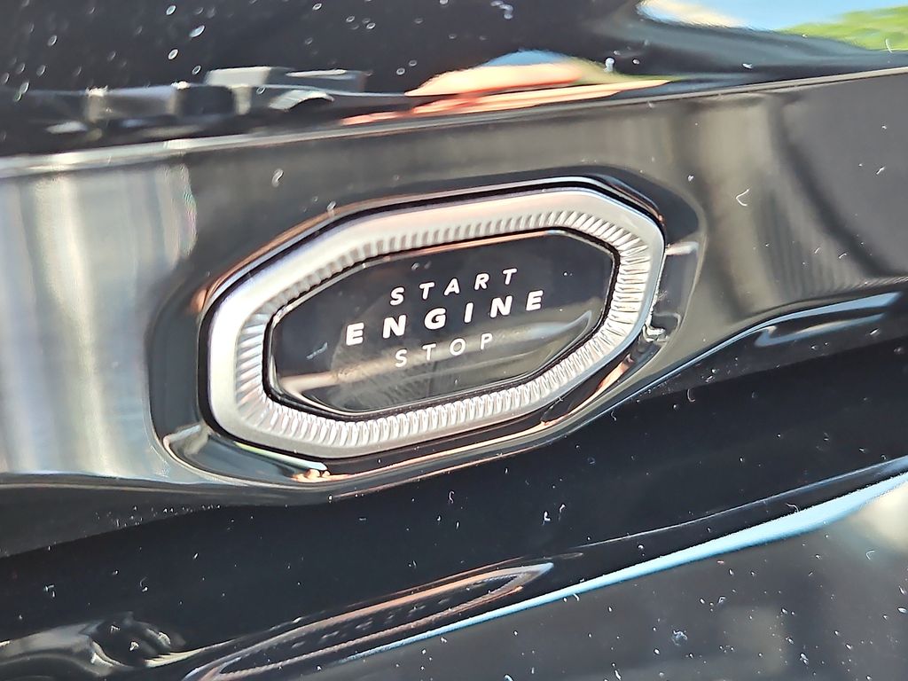 New 2026 Jeep Grand Cherokee L SUV