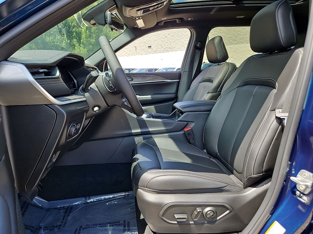 New 2026 Jeep Grand Cherokee L SUV
