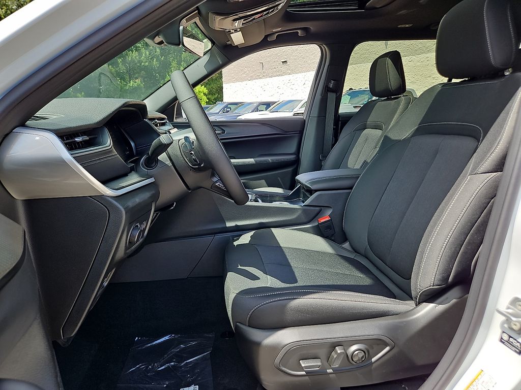 New 2026 Jeep Grand Cherokee L SUV
