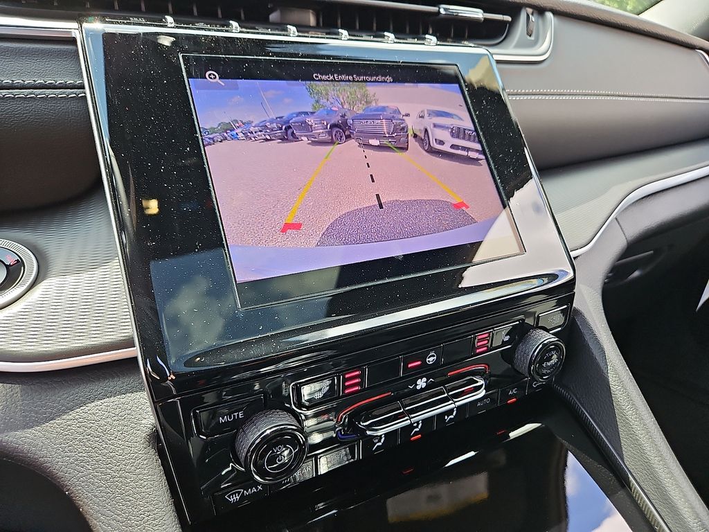 New 2026 Jeep Grand Cherokee L SUV