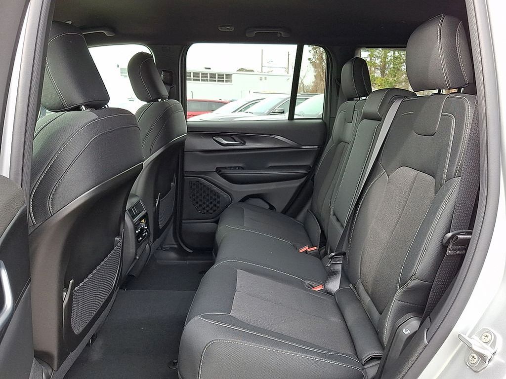 Used 2026 Jeep Grand Cherokee SUV