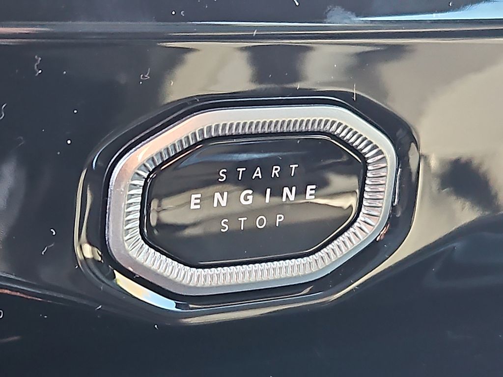 New 2026 Jeep Grand Cherokee SUV