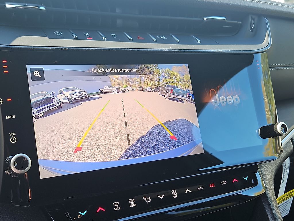 New 2026 Jeep Grand Cherokee SUV