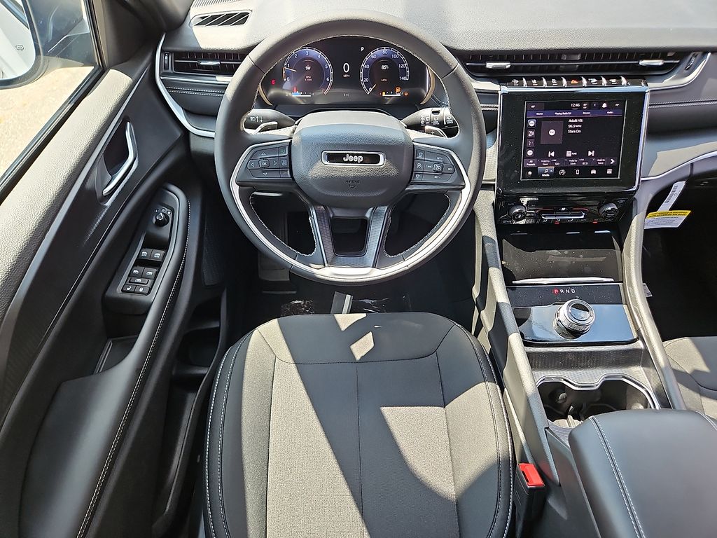 New 2026 Jeep Grand Cherokee SUV