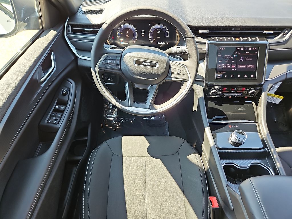 New 2026 Jeep Grand Cherokee SUV