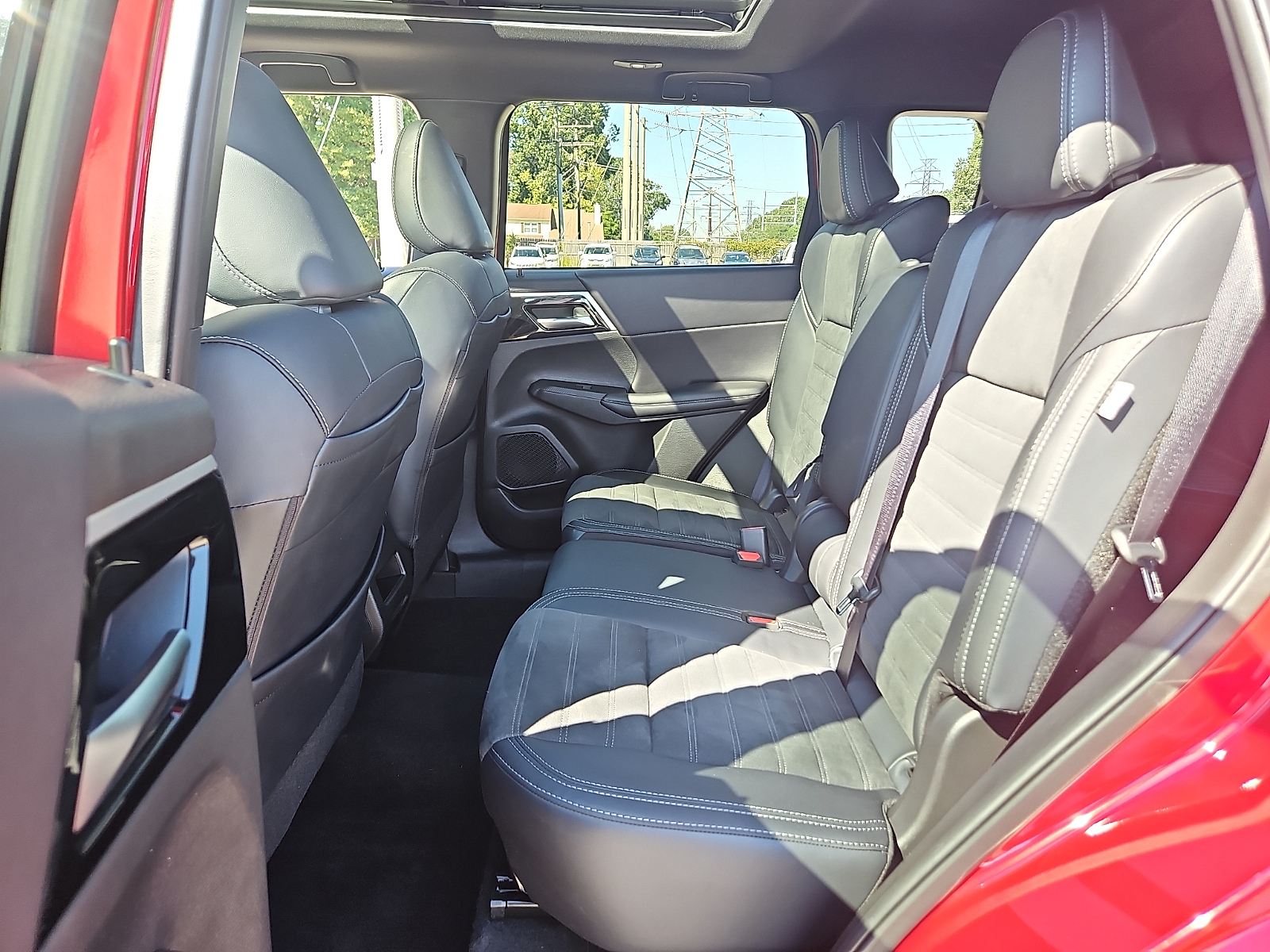 Used 2024 Mitsubishi Outlander SUV