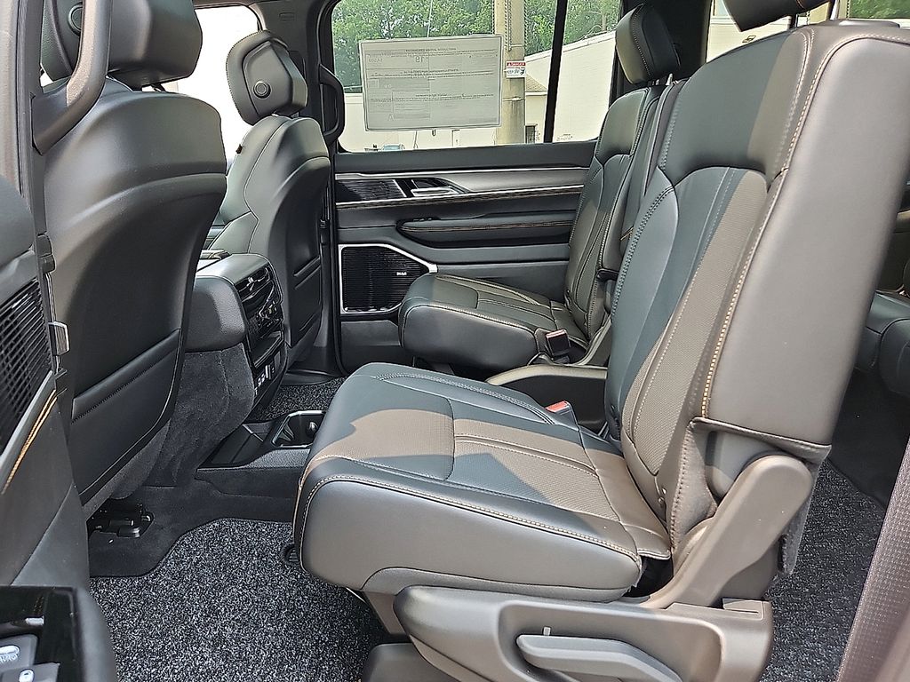 New 2026 Jeep Grand Wagoneer SUV