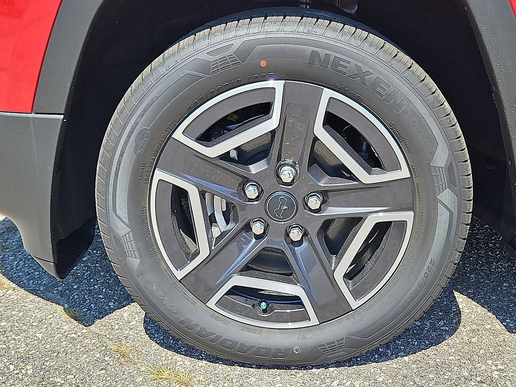 New 2026 Jeep Cherokee SUV