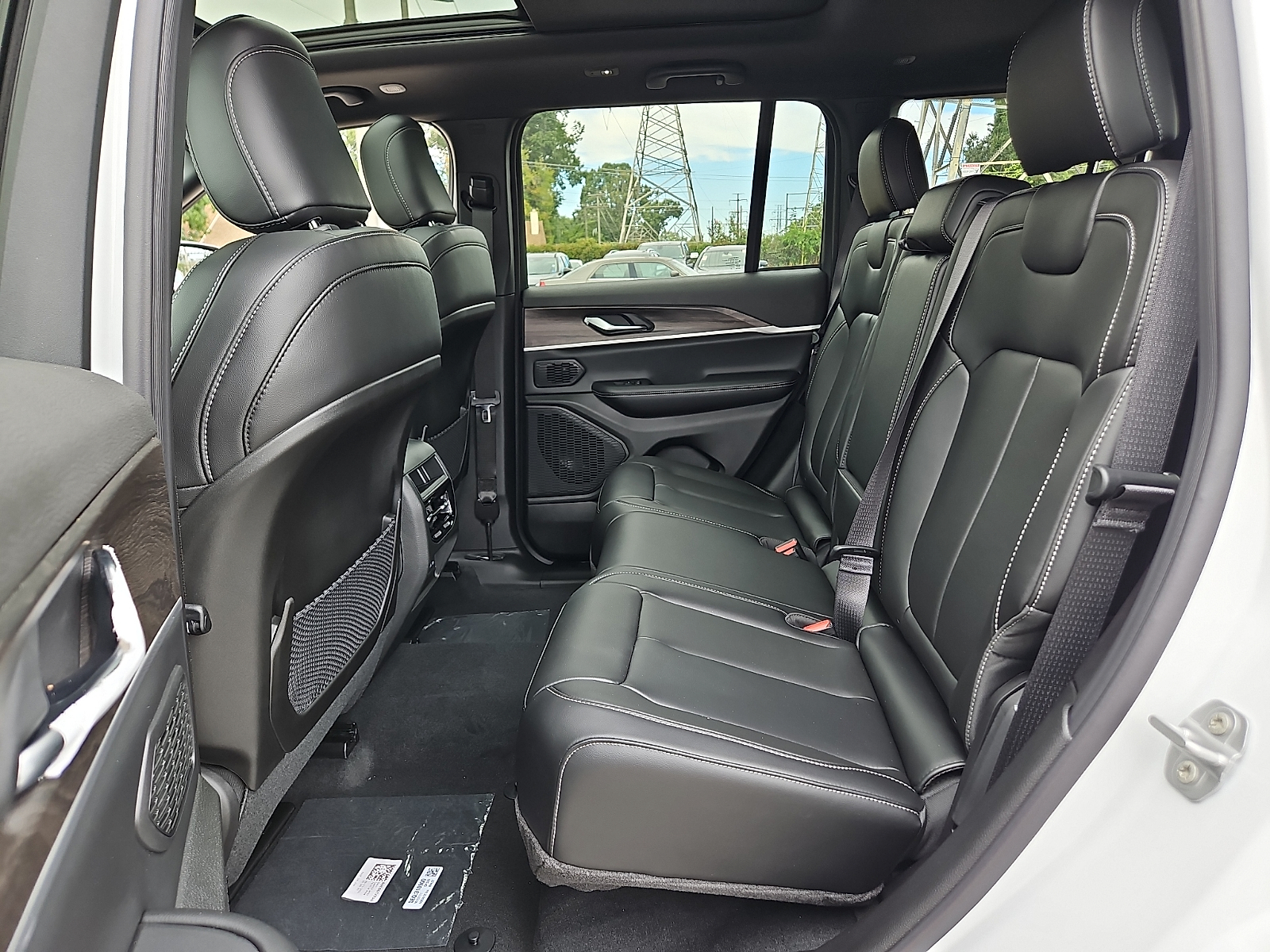 New 2027 Jeep Grand Cherokee SUV