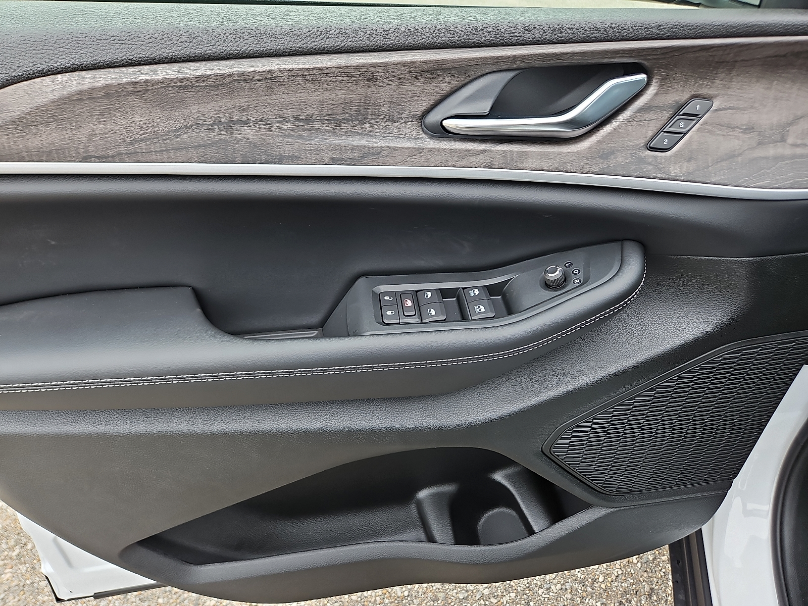 New 2027 Jeep Grand Cherokee SUV