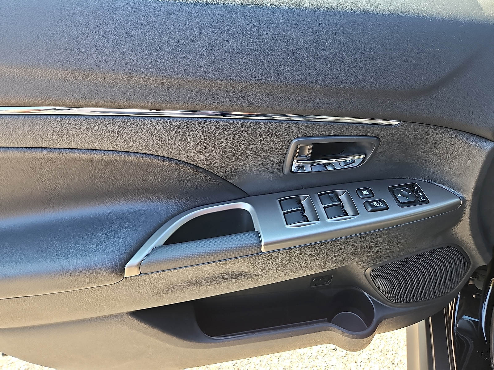 New 2027 Mitsubishi Outlander Sport SUV