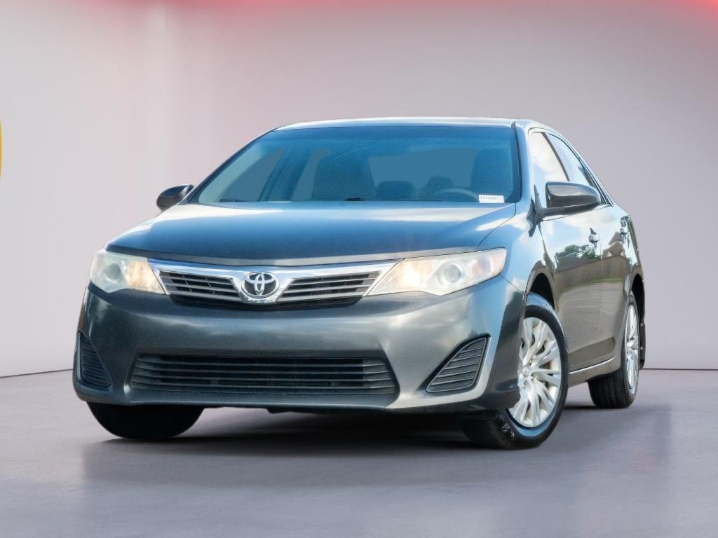 2013 Toyota Camry 2.5 Auto L's photo