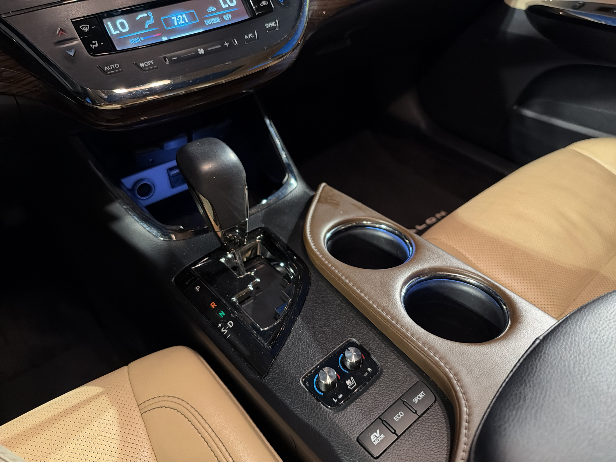Used 2015 Toyota Avalon Hybrid Sedan
