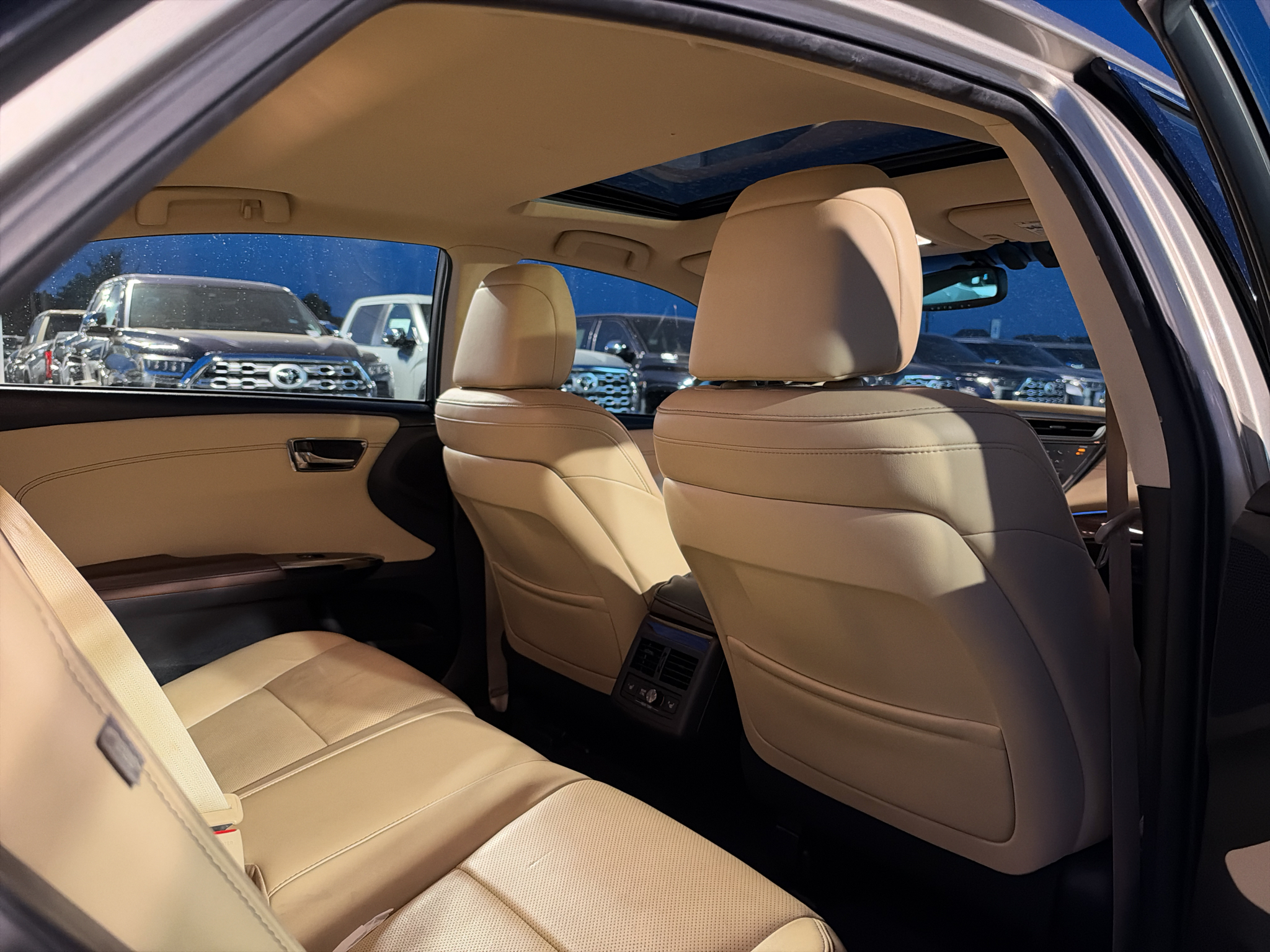 Used 2015 Toyota Avalon Hybrid Sedan