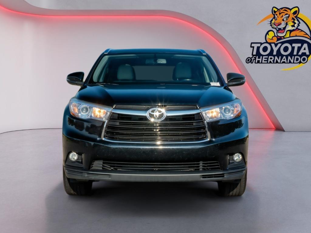 Used 2016 Toyota Highlander XLE with VIN 5TDJKRFH4GS354756 for sale in Hernando, MS