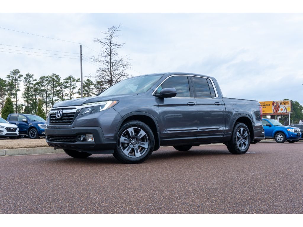 2018 Honda Ridgeline RTL-T's photo