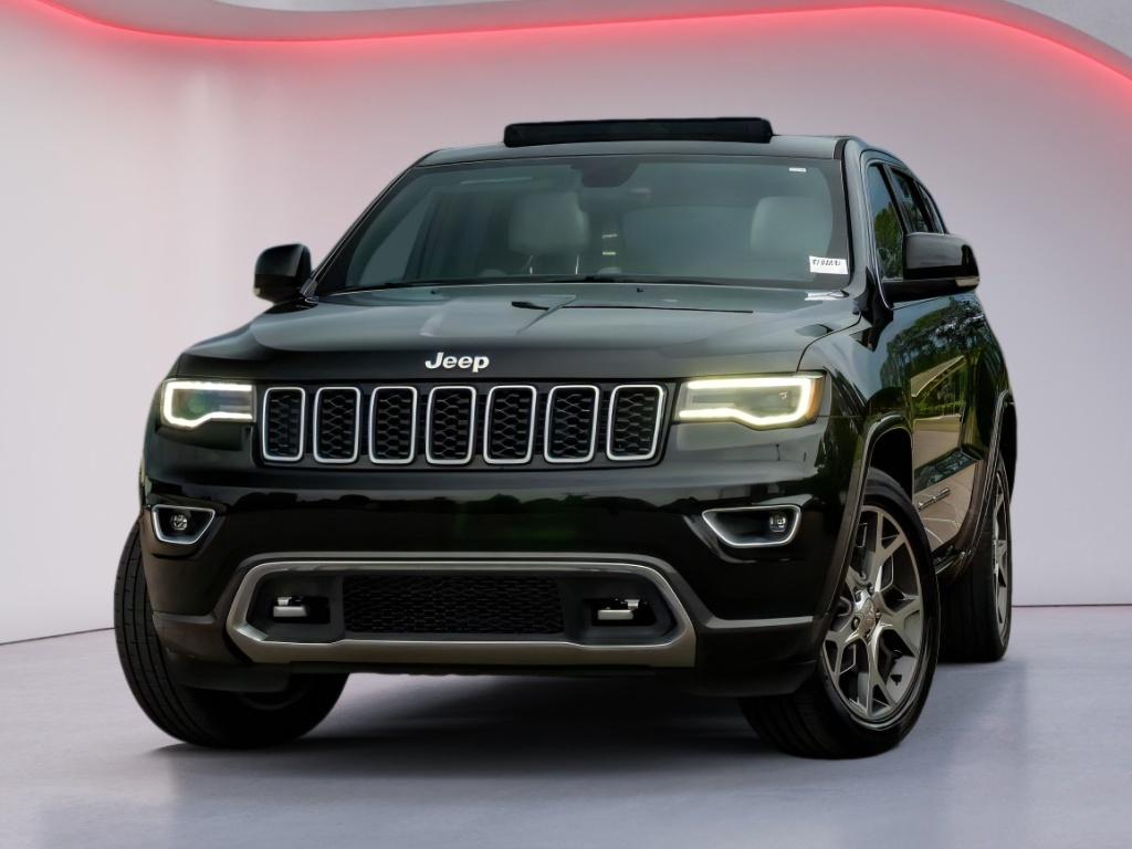2018 Jeep Grand Cherokee Limited Sterling Edition's photo