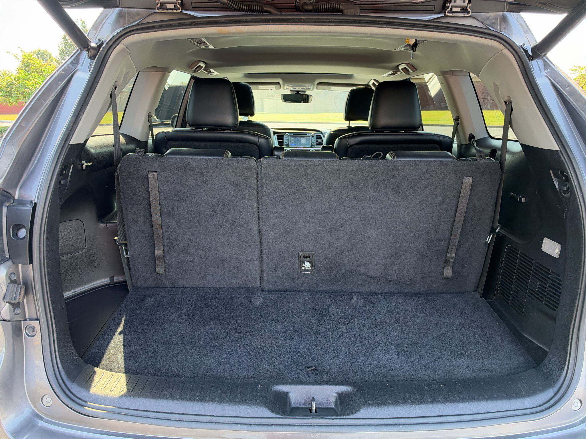 Used 2018 Toyota Highlander SUV