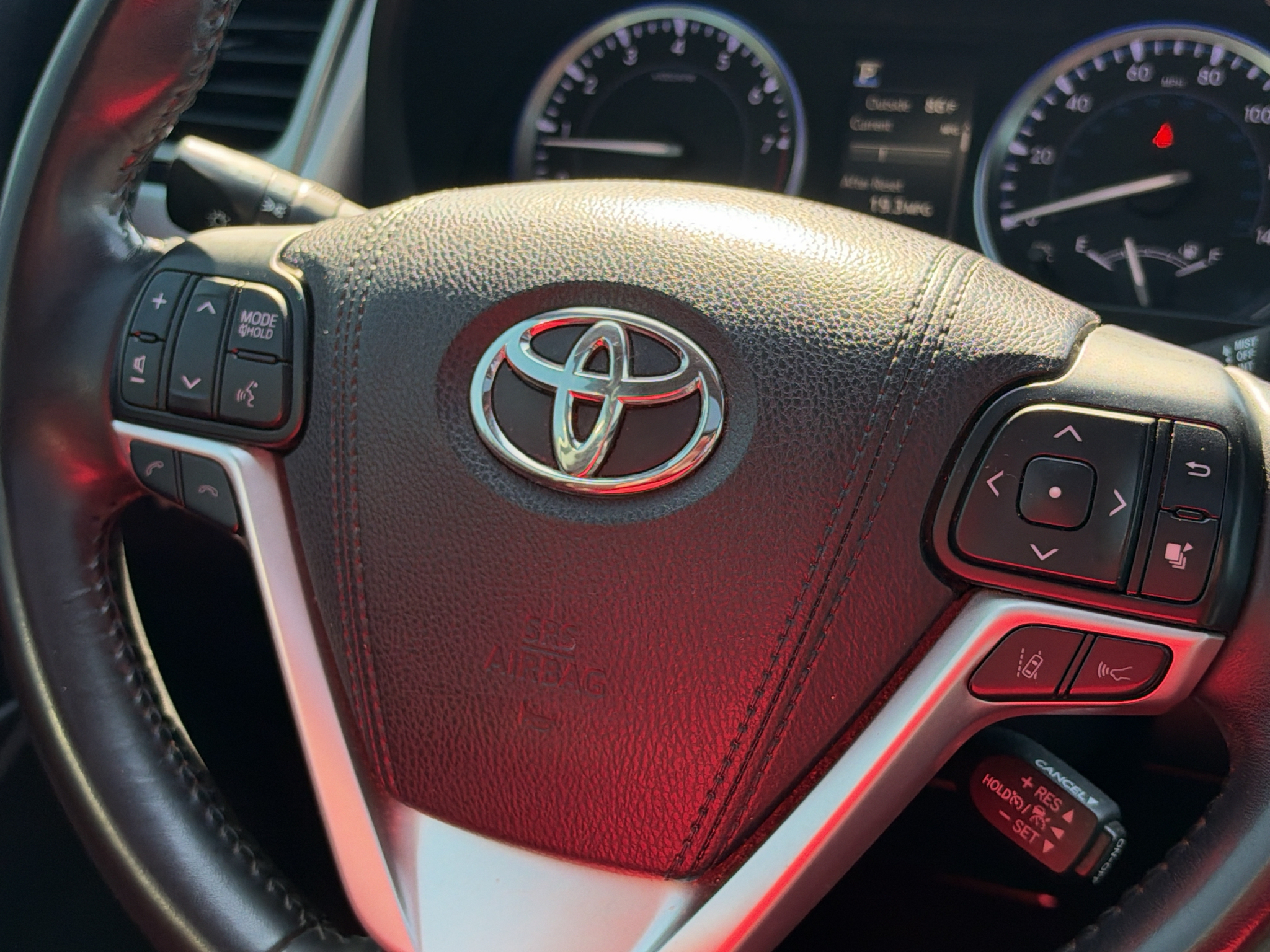 Used 2018 Toyota Highlander SUV
