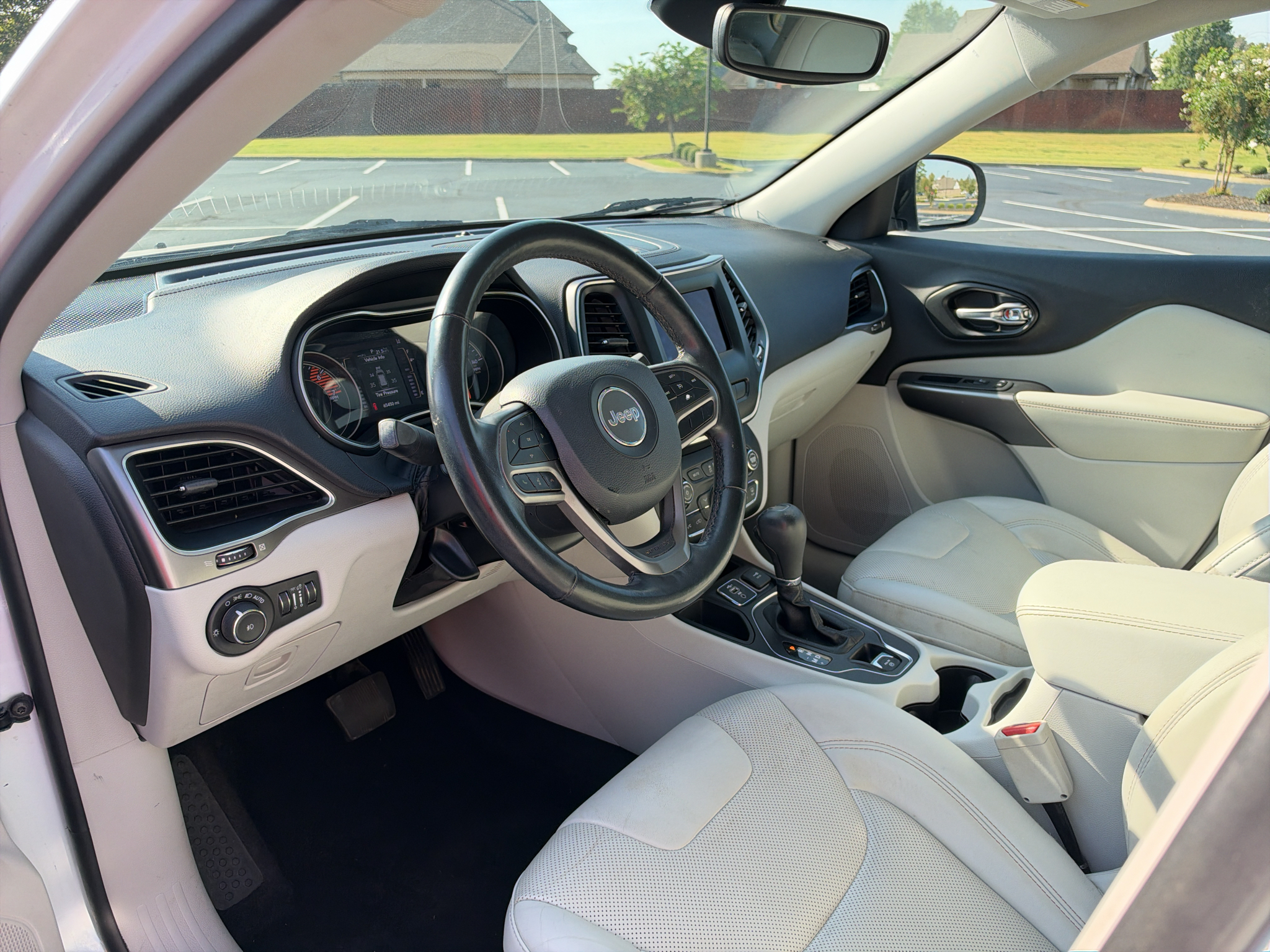 Used 2020 Jeep Cherokee SUV