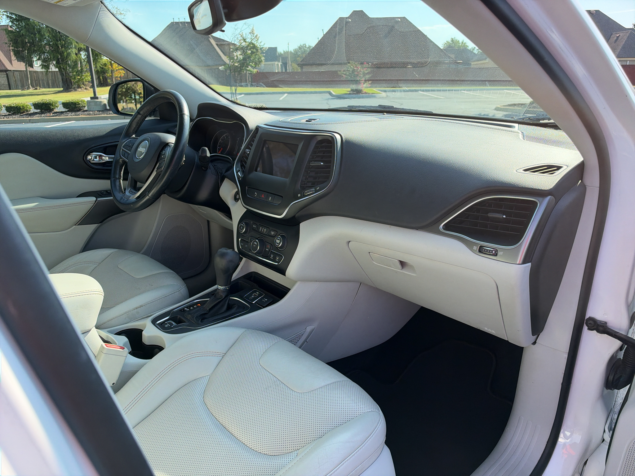Used 2020 Jeep Cherokee SUV