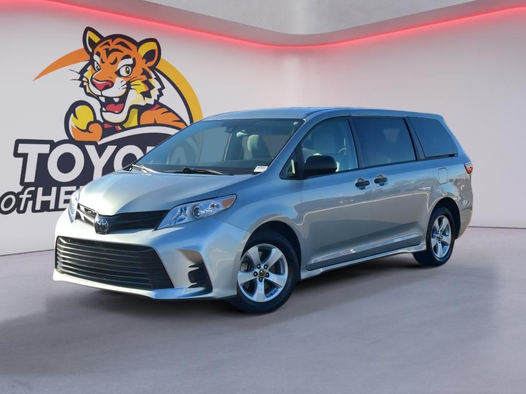 2020 Toyota Sienna L's photo