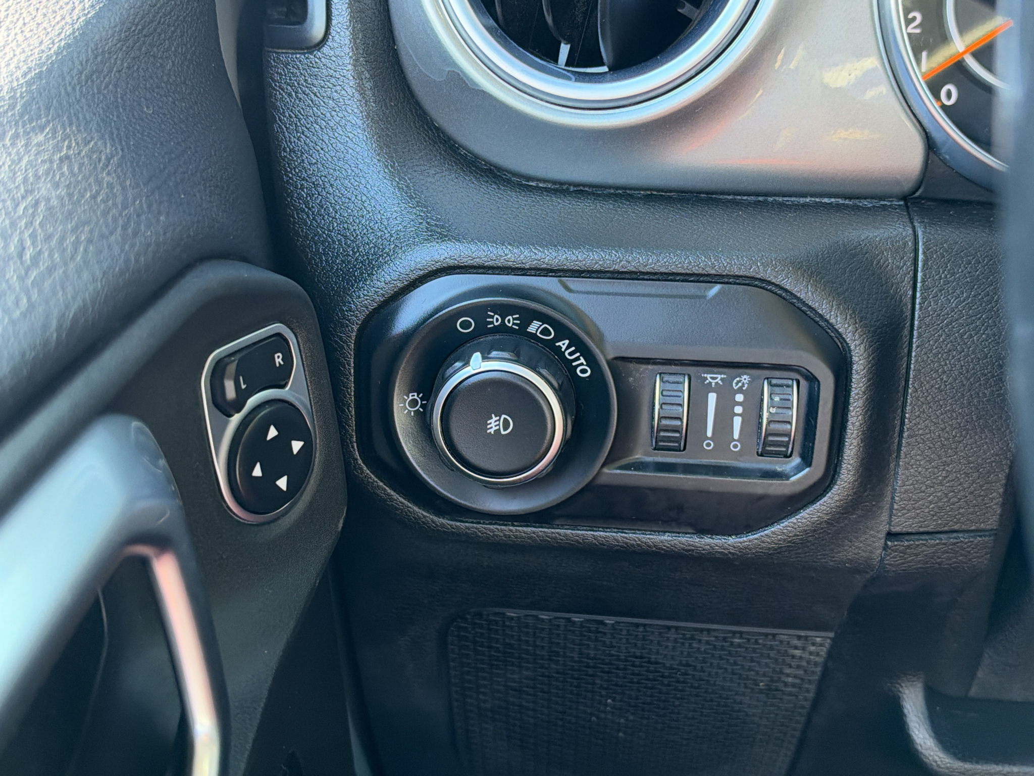 Used 2020 Jeep Wrangler SUV
