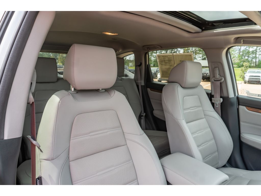 2021 Honda CR-V Touring - Photo 19