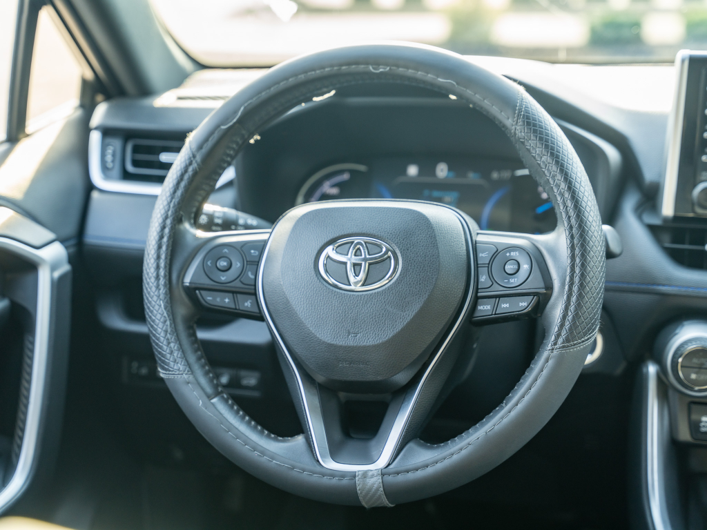 2021 Toyota RAV4 XSE - Photo 21
