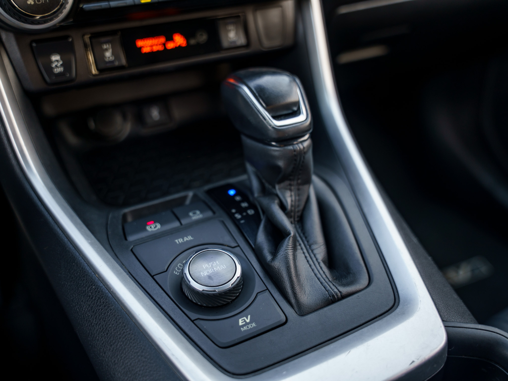 2021 Toyota RAV4 XSE - Photo 26