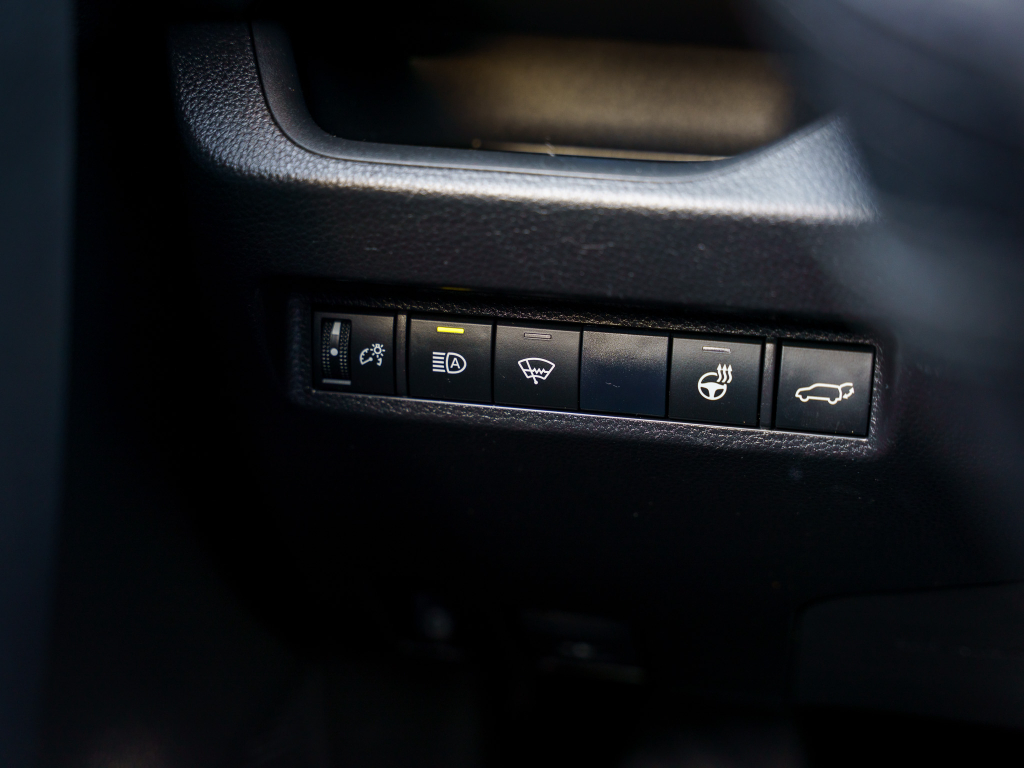 2021 Toyota RAV4 XSE - Photo 28