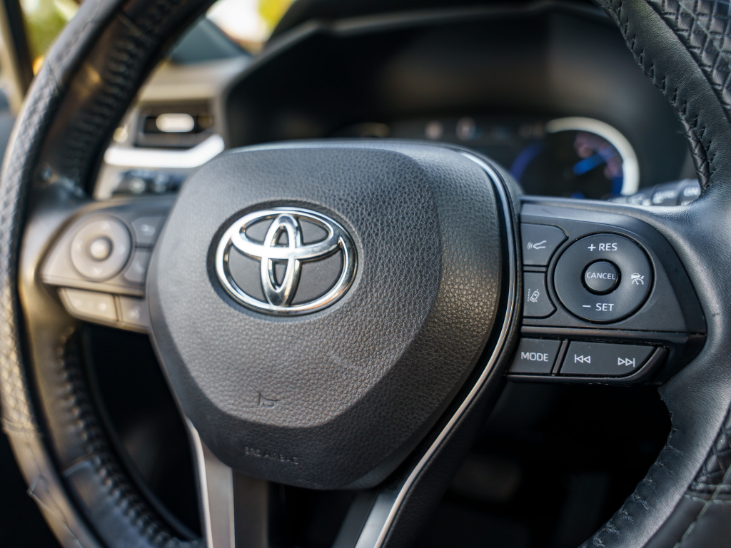 2021 Toyota RAV4 XSE - Photo 29