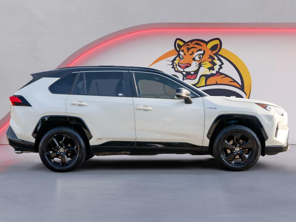 2021 Toyota RAV4 XSE - Photo 4