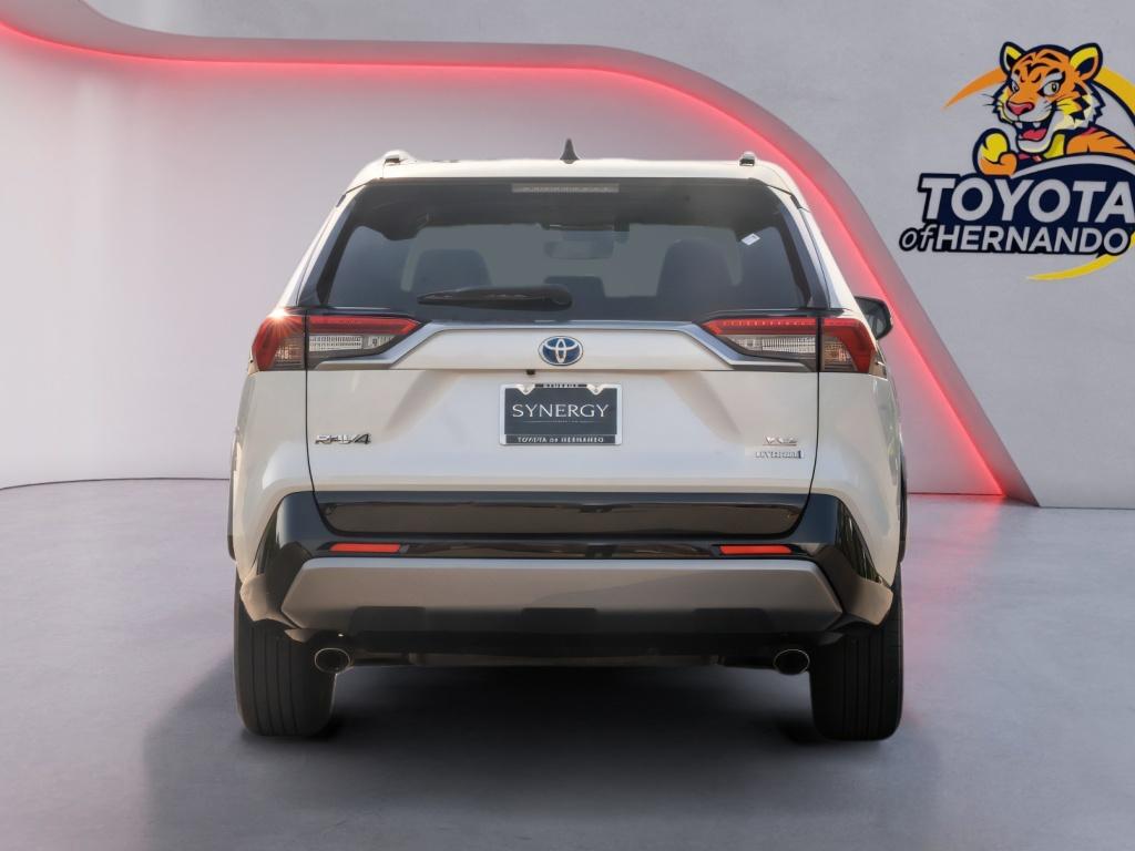 2021 Toyota RAV4 XSE - Photo 6
